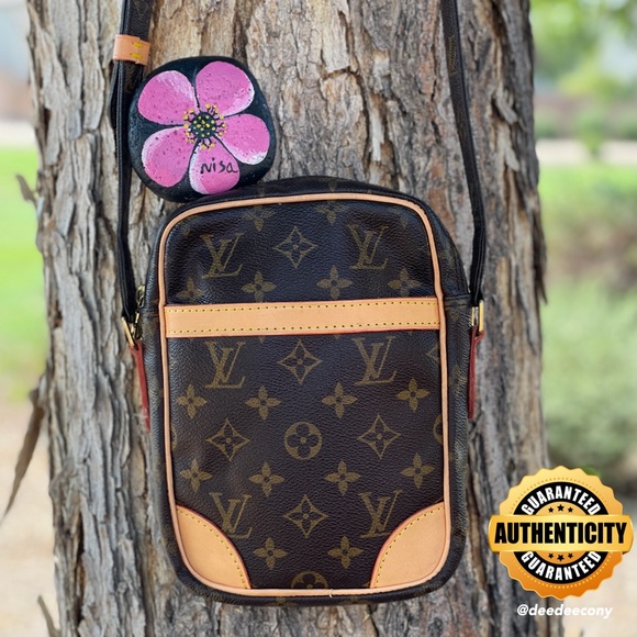 Louis Vuitton Handbags - Authentic LOUIS VUITTON Danube crossbody